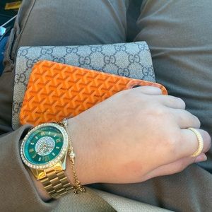 Meet your Posher, Sam